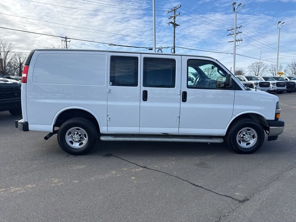 2023 Chevrolet Express - Image 6 of 21