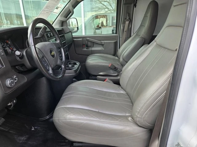2023 Chevrolet Express - Image 15 of 21