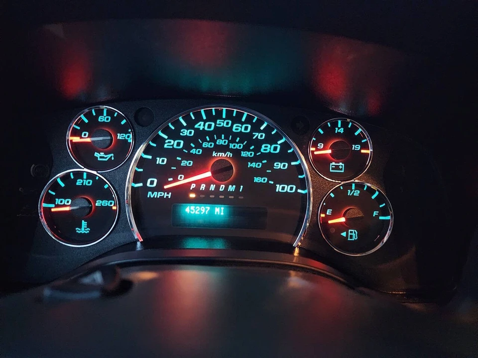 2023 Chevrolet Express - Image 18 of 21