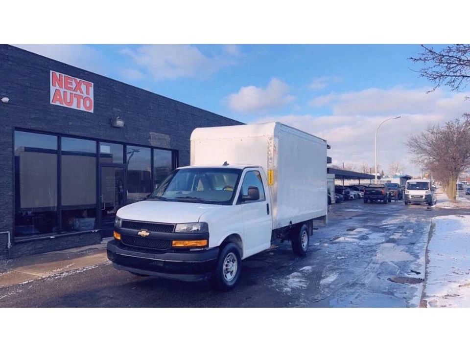 2023 Chevrolet Express - Image 3 of 21