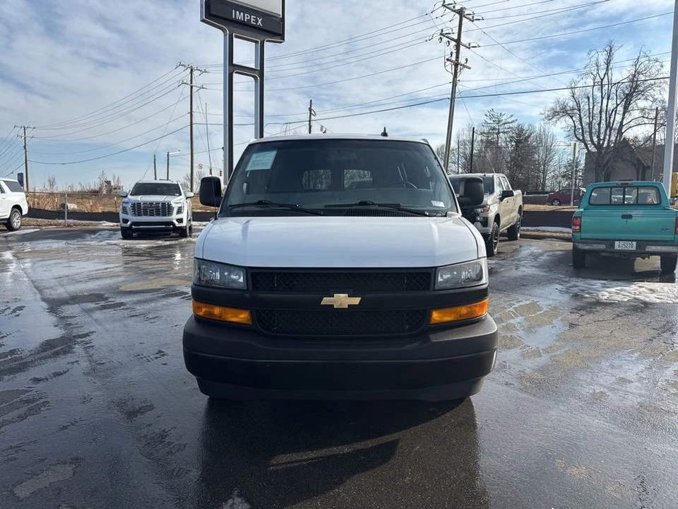 2023 Chevrolet Express - Image 8 of 12