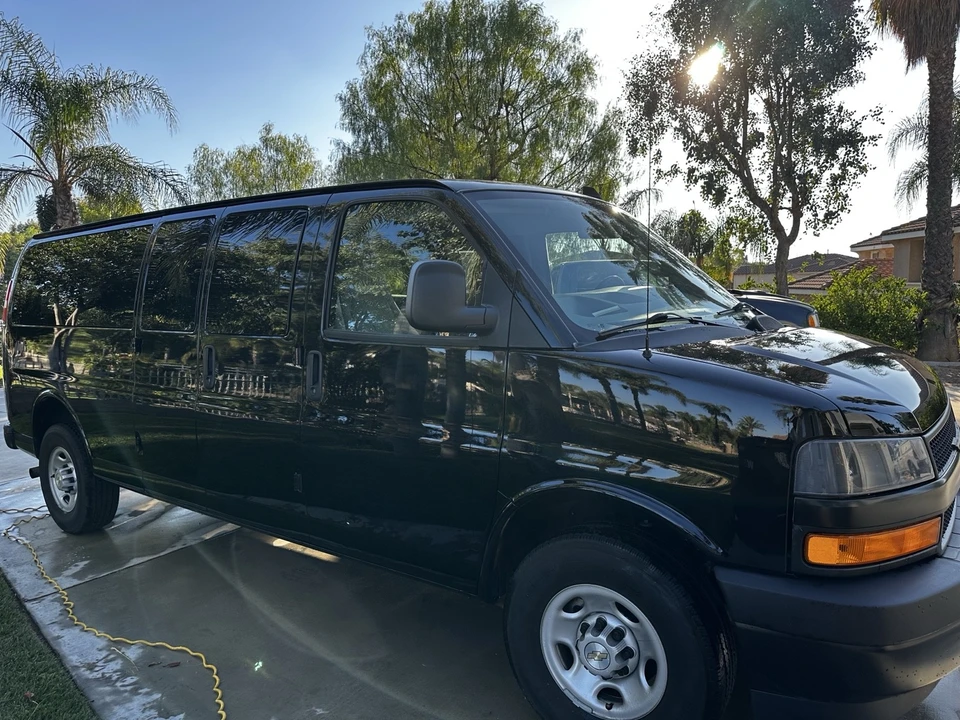 2023 Chevrolet Express - Image 7 of 21