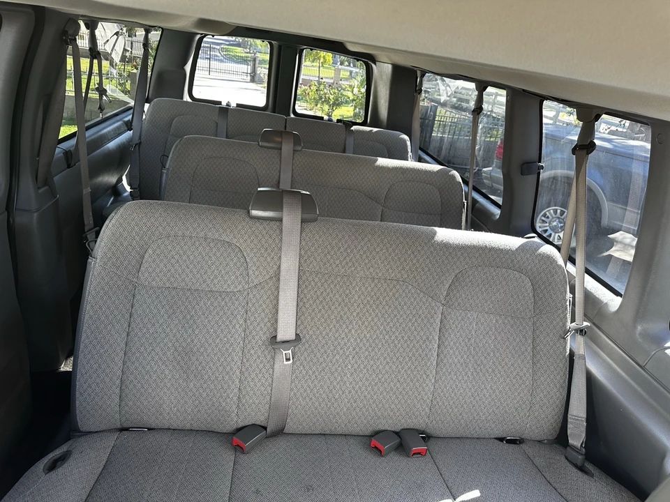 2023 Chevrolet Express - Image 16 of 21