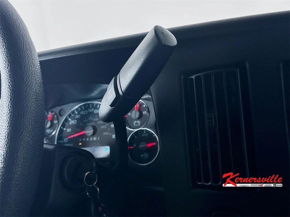 2023 Chevrolet Express - Image 16 of 21