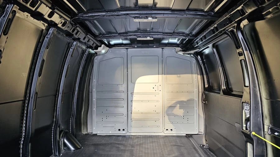 2023 Chevrolet Express - Image 29 of 31