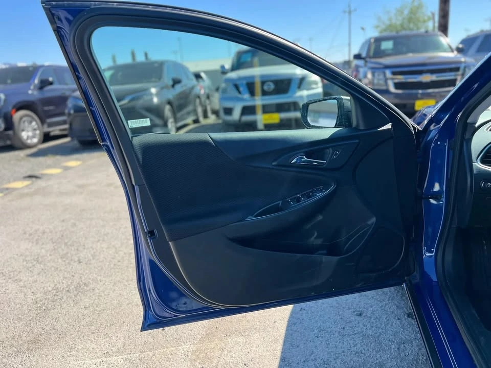 2023 Chevrolet Malibu - Image 10 of 18