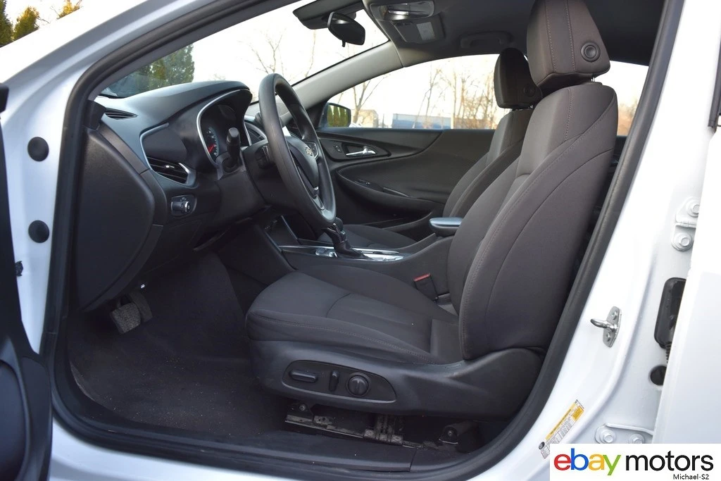2023 Chevrolet Malibu - Image 10 of 21