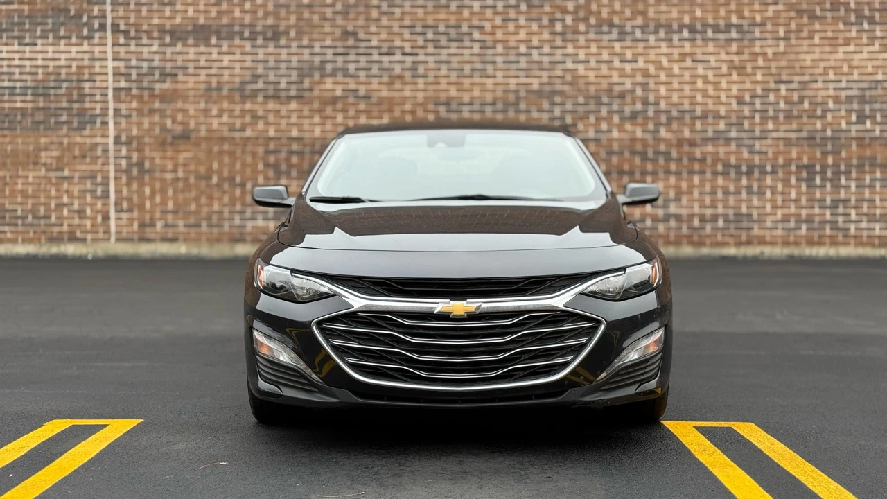 2023 Chevrolet Malibu - Image 2 of 21