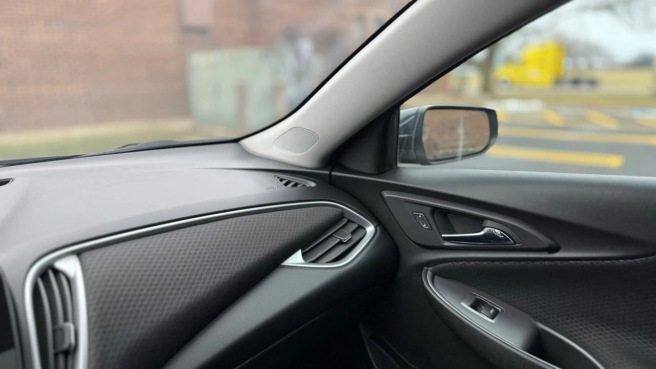 2023 Chevrolet Malibu - Image 19 of 21