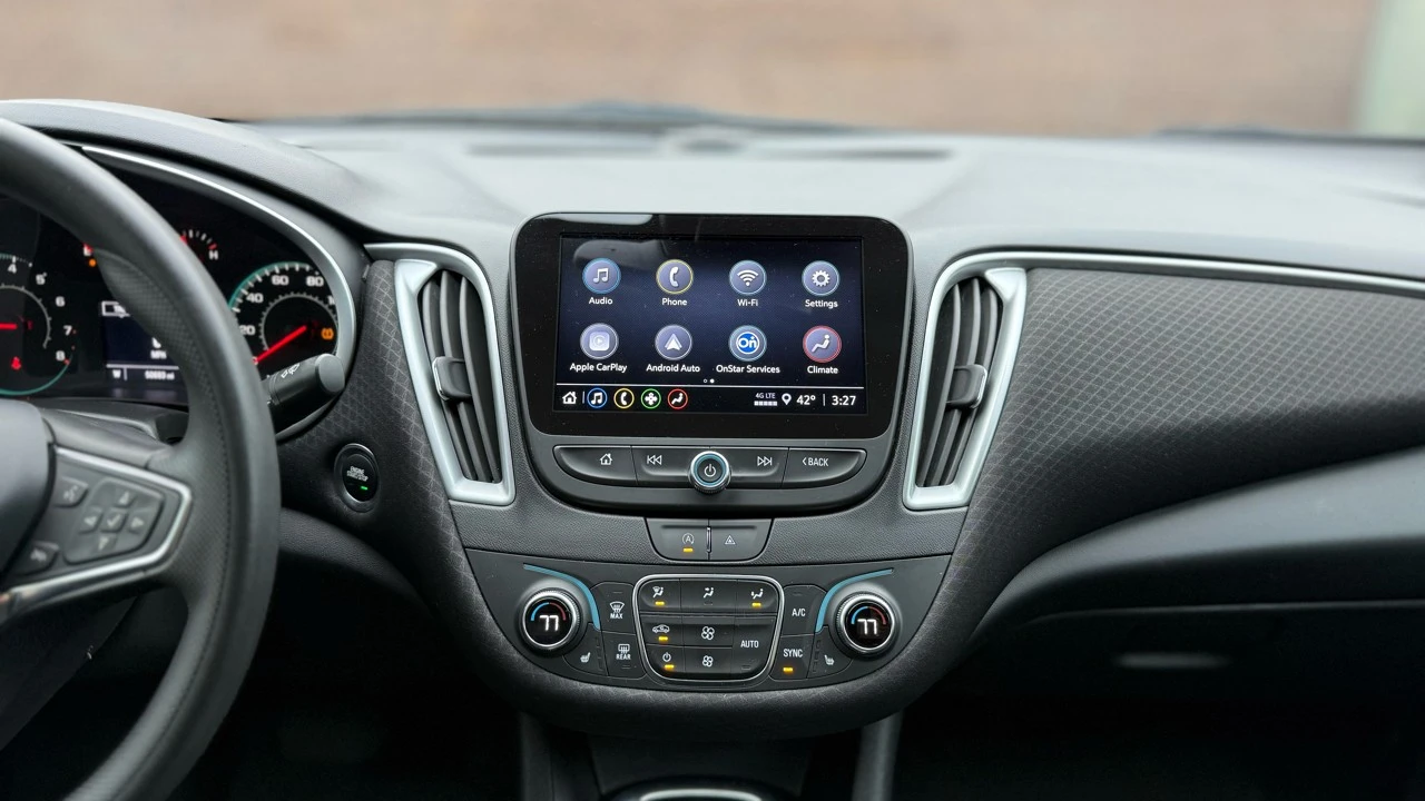 2023 Chevrolet Malibu - Image 16 of 21