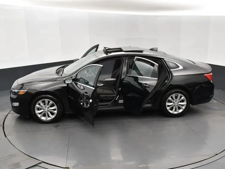 2023 Chevrolet Malibu - Image 7 of 12
