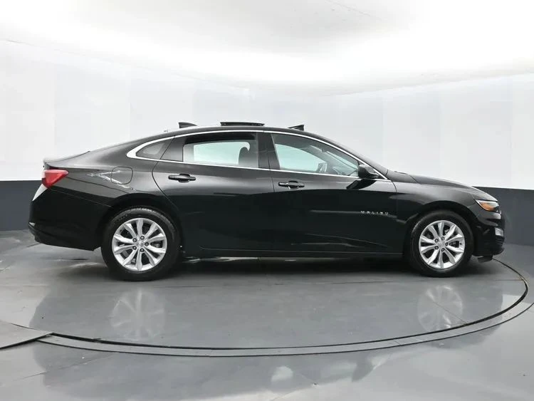 2023 Chevrolet Malibu - Image 4 of 12
