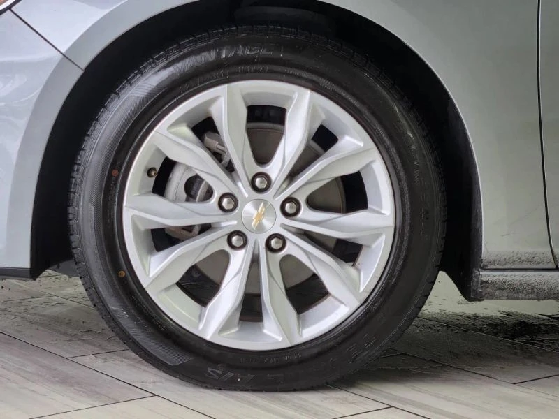 2023 Chevrolet Malibu - Image 10 of 12