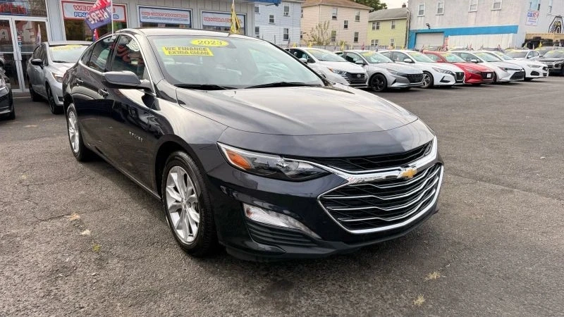 2023 Chevrolet Malibu - Image 2 of 12
