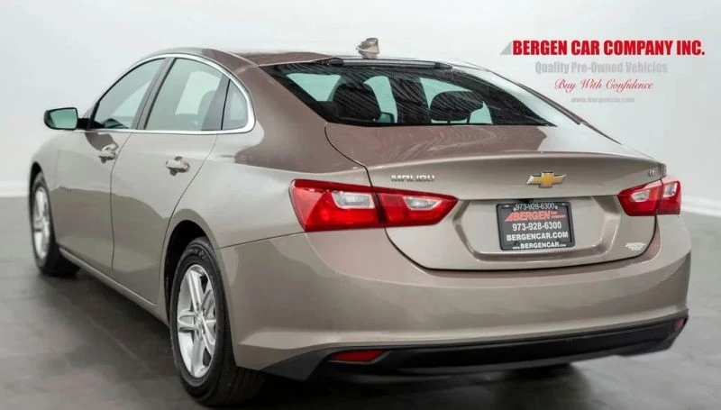2023 Chevrolet Malibu - Image 10 of 12