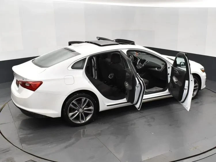 2023 Chevrolet Malibu - Image 6 of 12