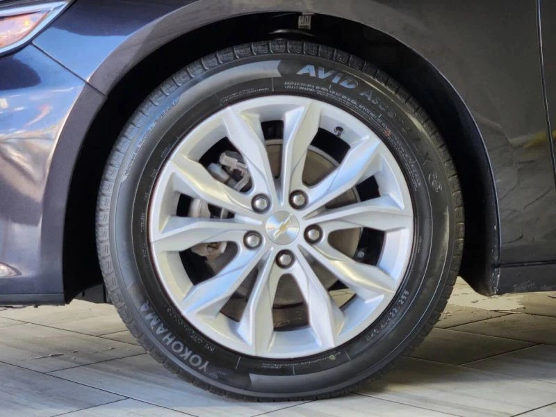 2023 Chevrolet Malibu - Image 9 of 12
