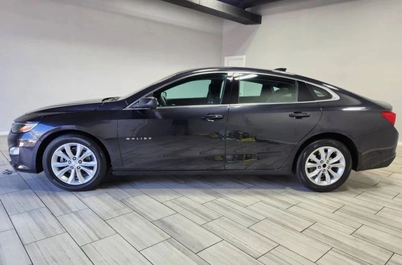 2023 Chevrolet Malibu - Image 2 of 12