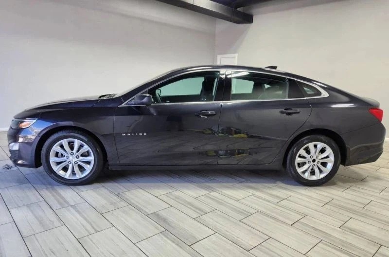 2023 Chevrolet Malibu - Image 2 of 12