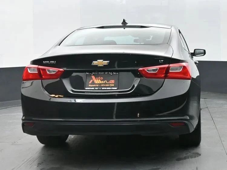 2023 Chevrolet Malibu - Image 8 of 12
