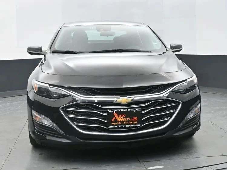 2023 Chevrolet Malibu - Image 3 of 12
