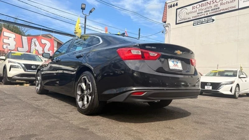 2023 Chevrolet Malibu - Image 8 of 12