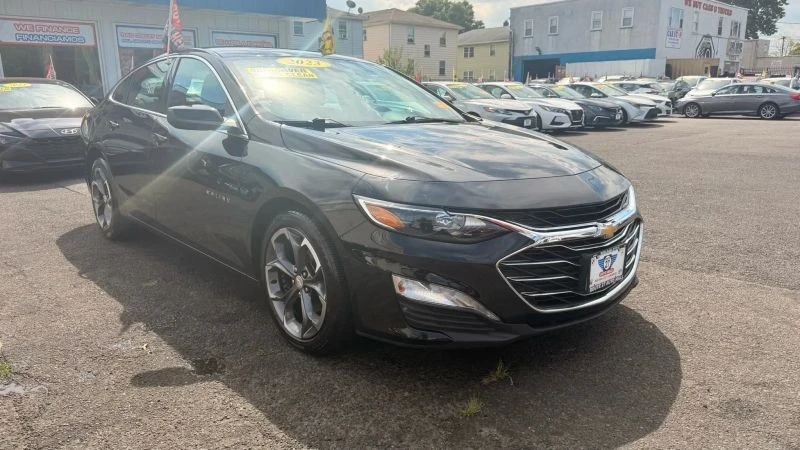 2023 Chevrolet Malibu - Image 2 of 12