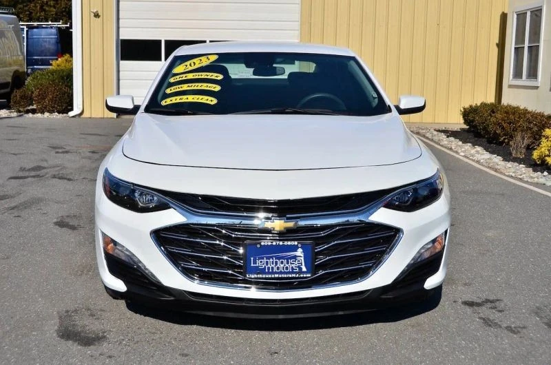 2023 Chevrolet Malibu - Image 3 of 12