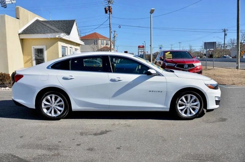 2023 Chevrolet Malibu - Image 11 of 12