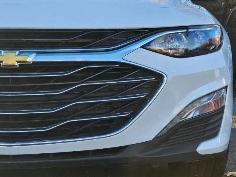 2023 Chevrolet Malibu - Image 3 of 12