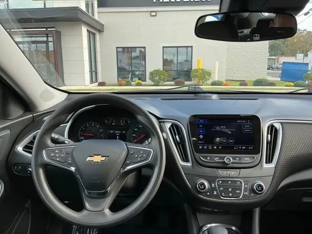 2023 Chevrolet Malibu - Image 7 of 12