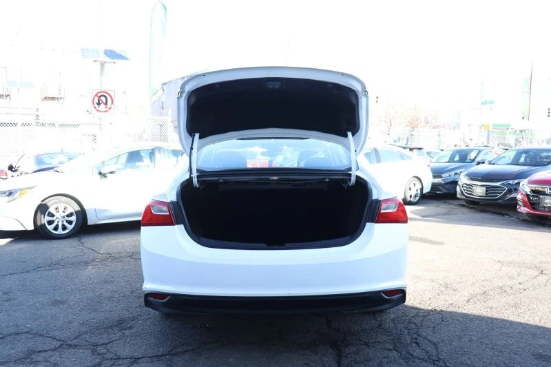 2023 Chevrolet Malibu - Image 7 of 12