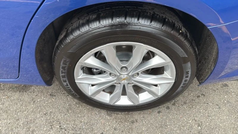 2023 Chevrolet Malibu - Image 9 of 12