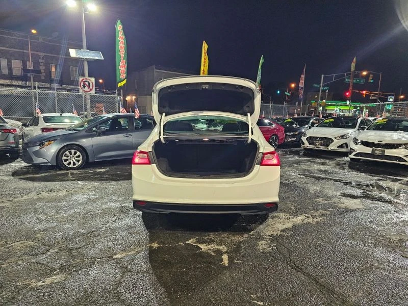 2023 Chevrolet Malibu - Image 7 of 12