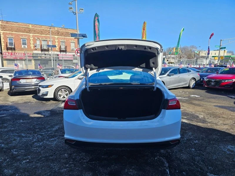 2023 Chevrolet Malibu - Image 7 of 12
