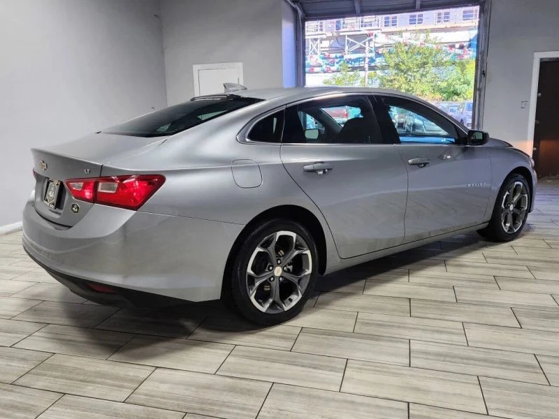 2023 Chevrolet Malibu - Image 5 of 12