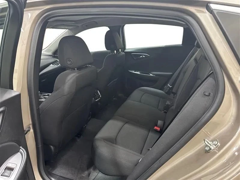 2023 Chevrolet Malibu - Image 10 of 12