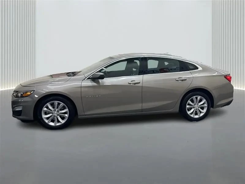 2023 Chevrolet Malibu - Image 2 of 12