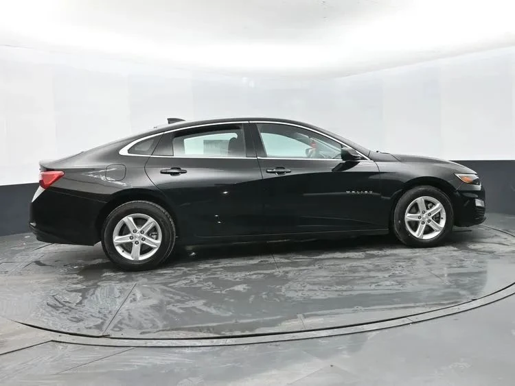2023 Chevrolet Malibu - Image 4 of 12