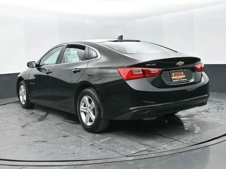 2023 Chevrolet Malibu - Image 9 of 12