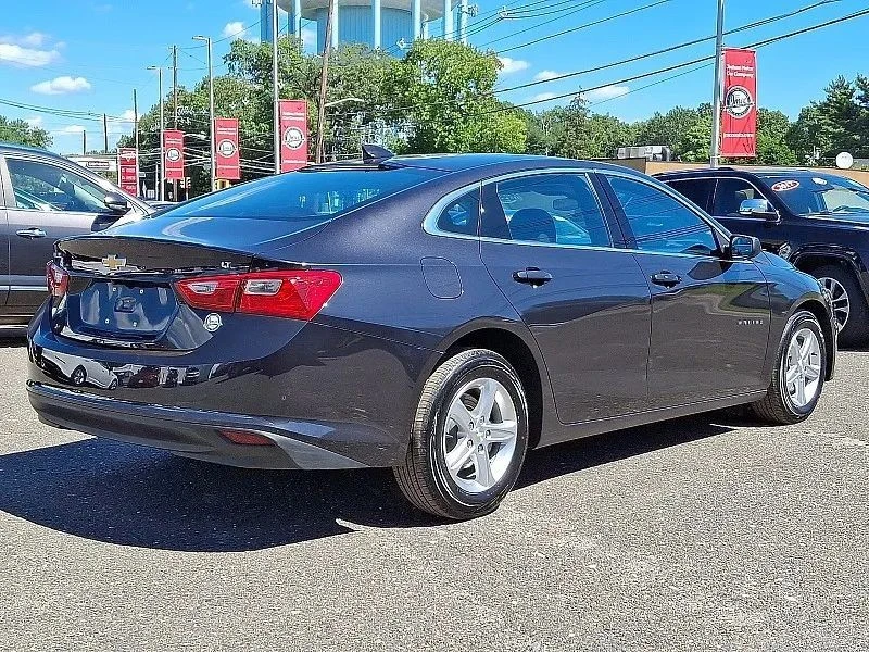 2023 Chevrolet Malibu - Image 7 of 12