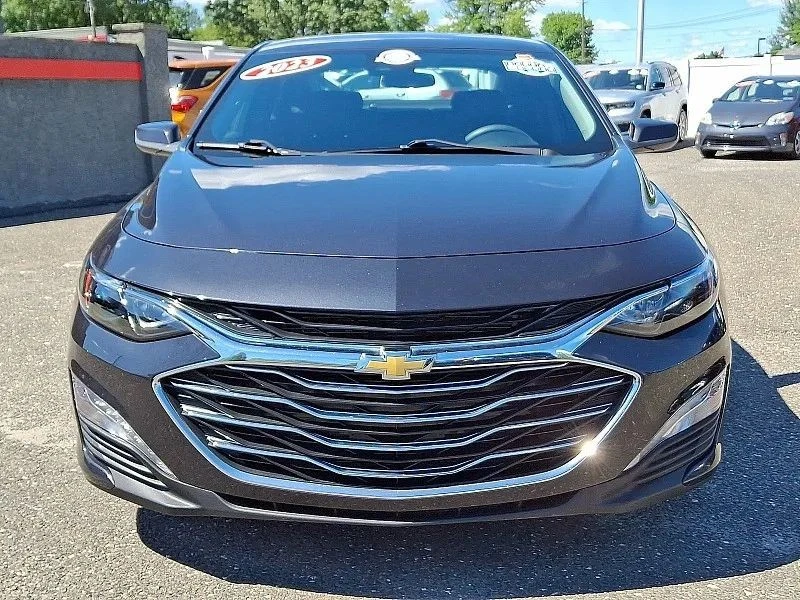 2023 Chevrolet Malibu - Image 3 of 12