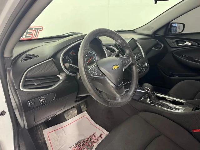 2023 Chevrolet Malibu - Image 10 of 21
