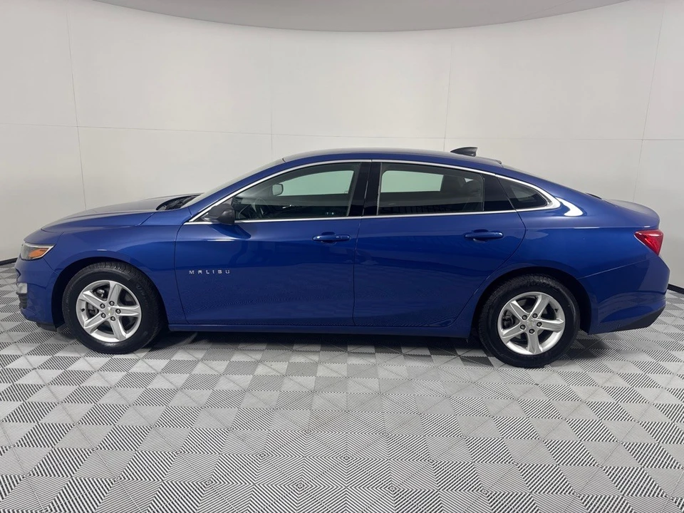 2023 Chevrolet Malibu - Image 8 of 12