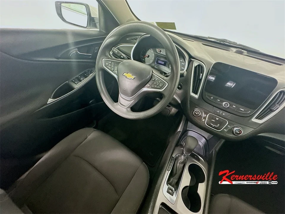 2023 Chevrolet Malibu - Image 9 of 21