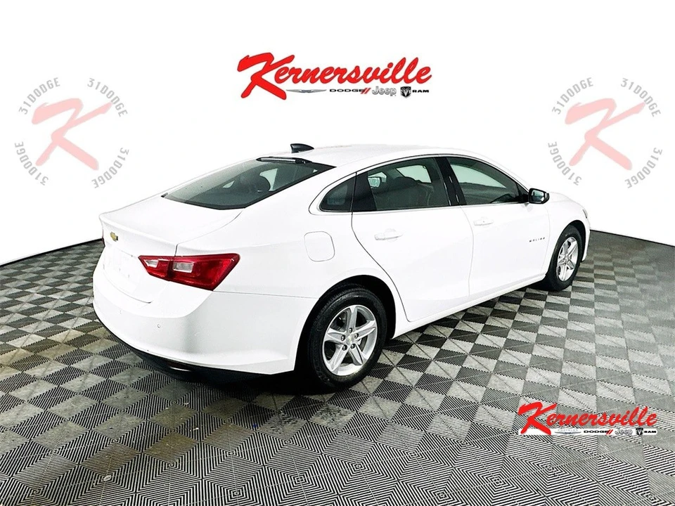 2023 Chevrolet Malibu - Image 8 of 12