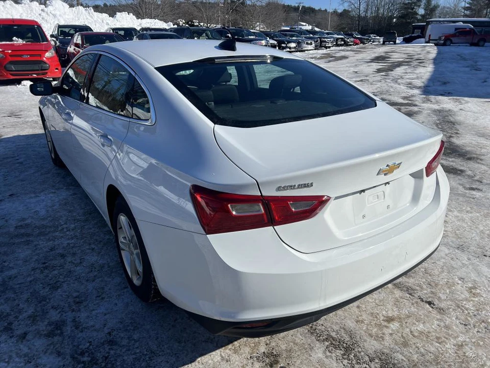 2023 Chevrolet Malibu - Image 7 of 12
