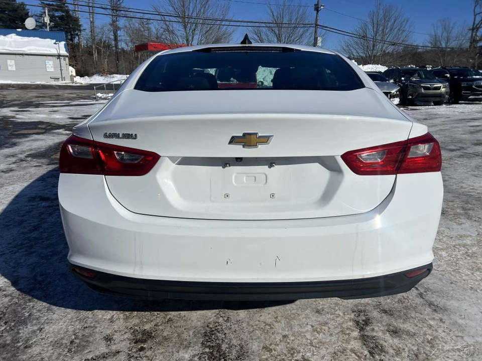 2023 Chevrolet Malibu - Image 4 of 12