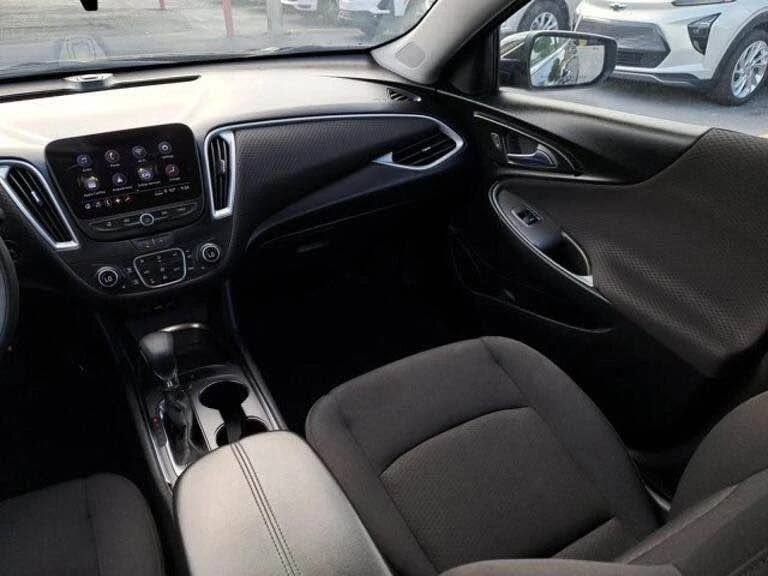 2023 Chevrolet Malibu - Image 6 of 8