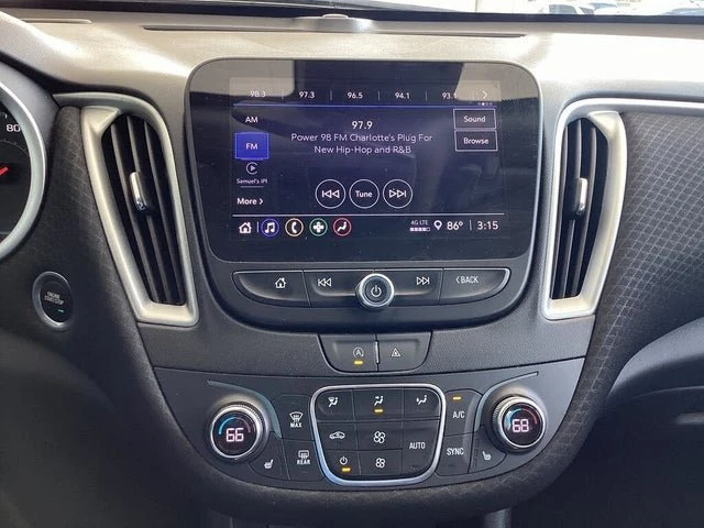 2023 Chevrolet Malibu - Image 13 of 20